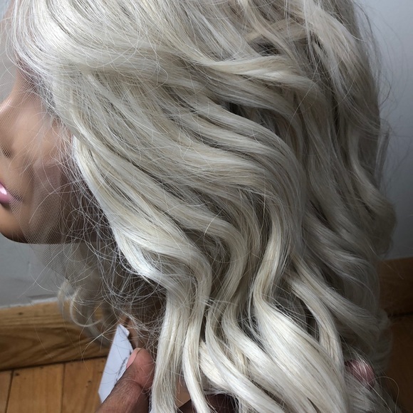 ?CAT 24” BLONDE CURLY LACE FRONT WIG? *NWT* main image 7